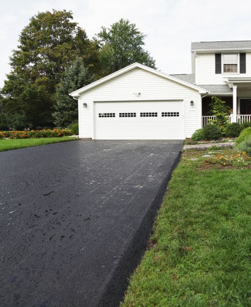 Blacktop Driveway Paving in Cranston